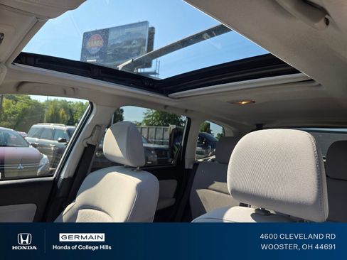 Used 2015 Subaru Forester 2.5i Premium AWD/4WD image 7