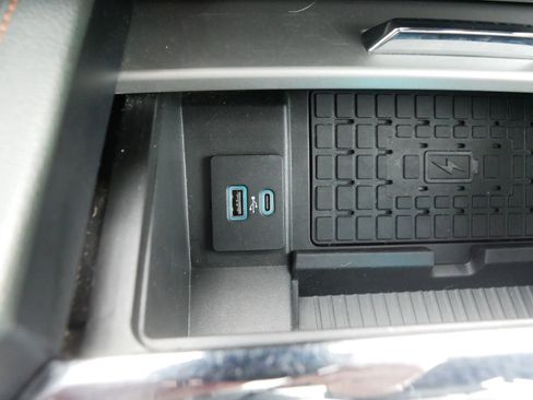 Used 2022 Ford Expedition Timberline AWD/4WD image 32