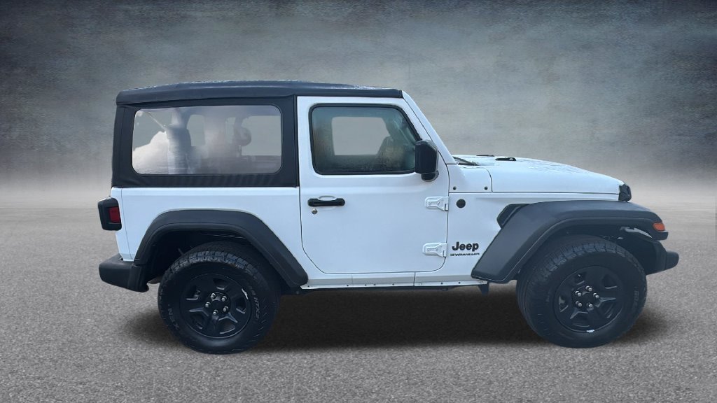 Used 2025 Jeep Wrangler Sport AWD/4WD image 11