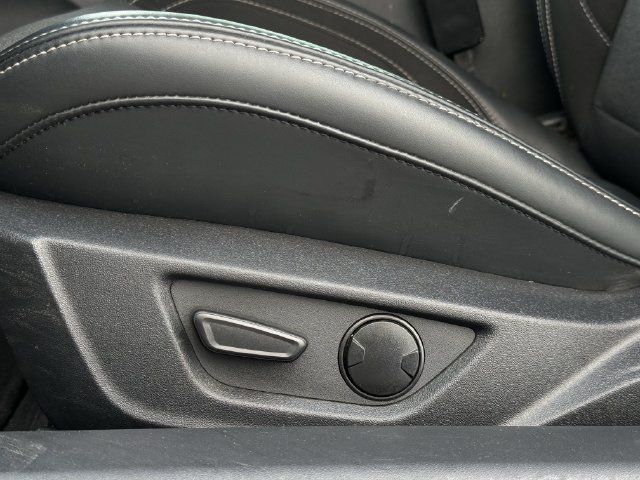 Used 2025 Ford Mustang GT RWD image 24