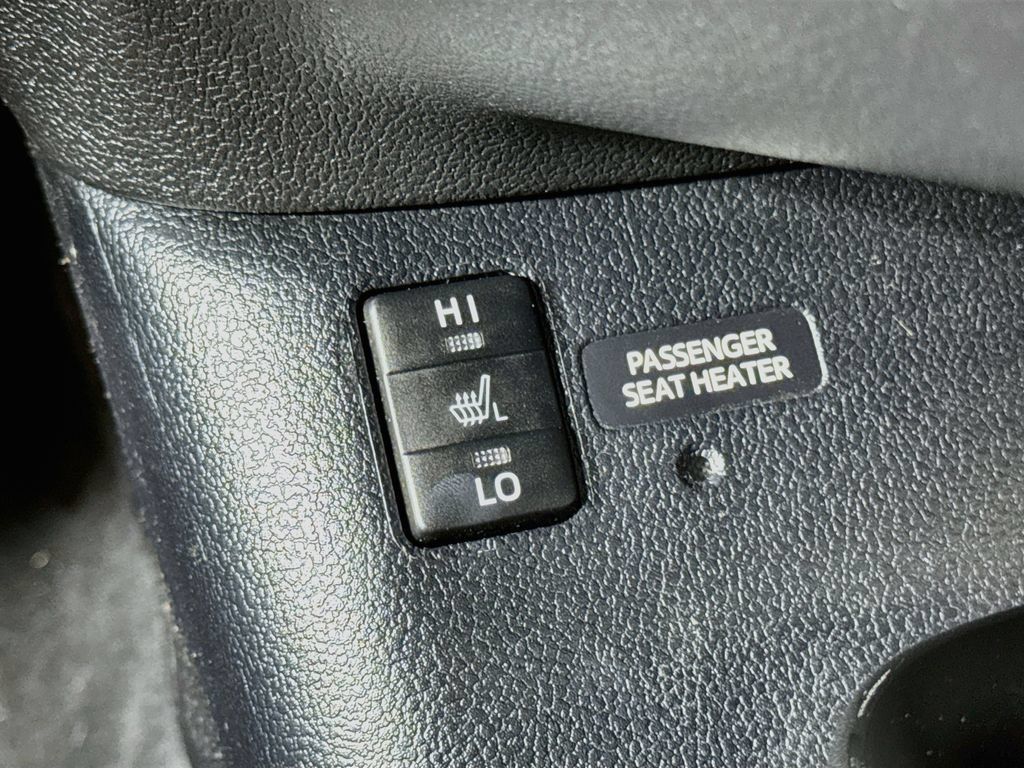 Used 2016 Toyota Prius Four FWD image 16