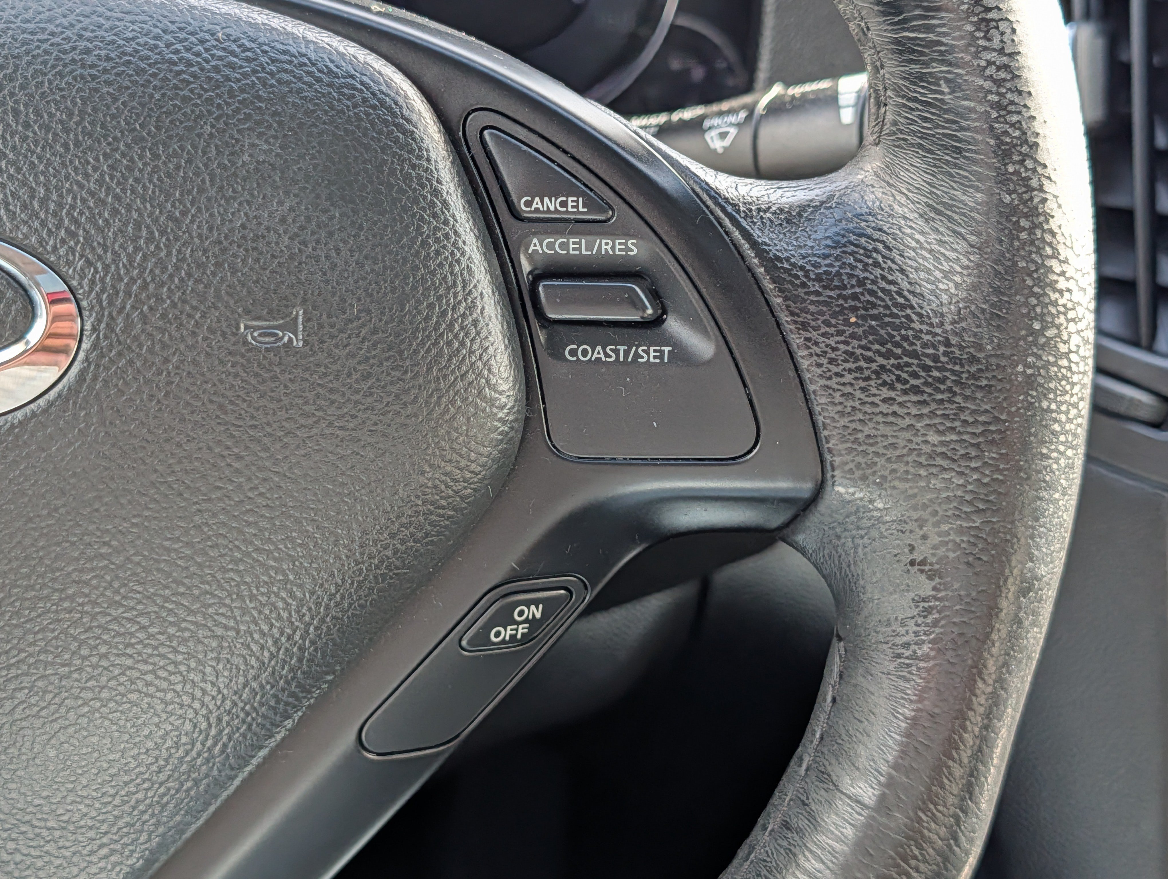 Used 2011 INFINITI G25 x w/ Moonroof Pkg AWD/4WD image 29