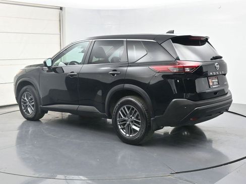 Used 2021 Nissan Rogue S AWD/4WD image 18