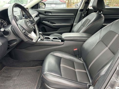 Used 2024 Nissan Altima 2.5 SR image 15