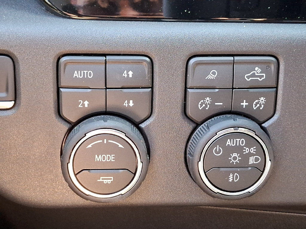 New 2026 Chevrolet Silverado 1500 RST AWD/4WD image 18