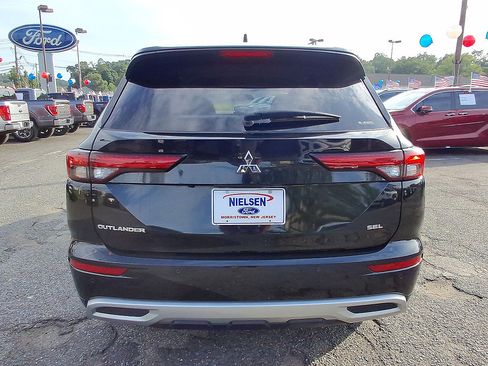 Used 2024 Mitsubishi Outlander SEL AWD/4WD image 29