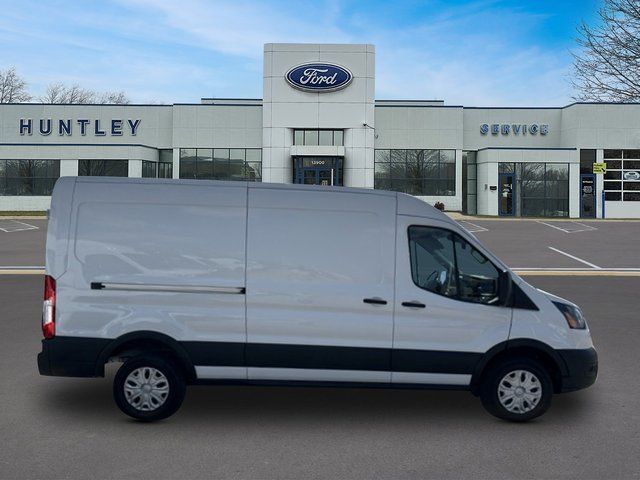 Used 2023 Ford E-Transit Medium Roof RWD image 5