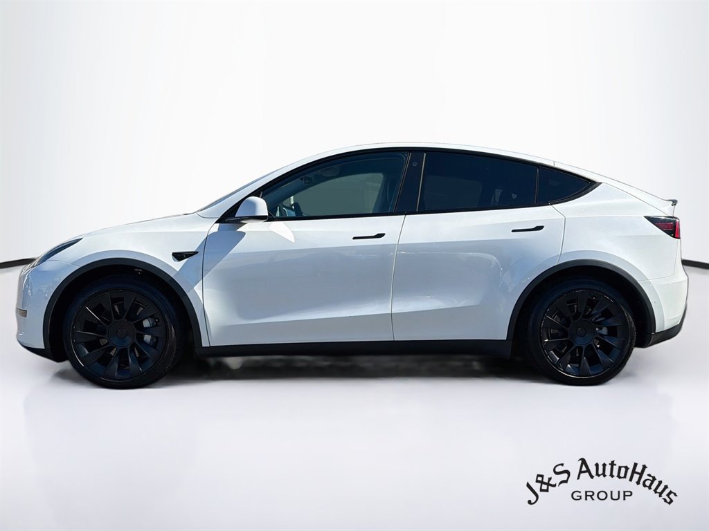 Used 2021 Tesla Model Y Long Range AWD/4WD image 4