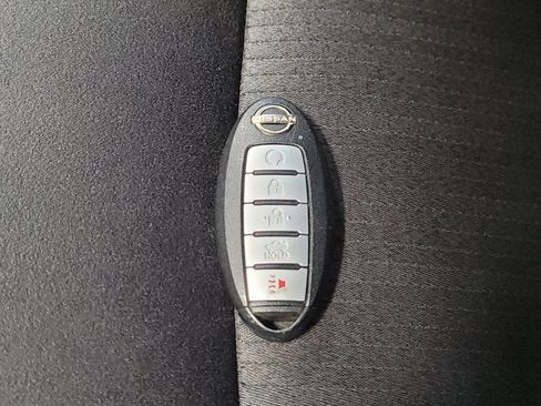 Used 2023 Nissan Altima 2.5 SV w/ SV Premium Package FWD image 32