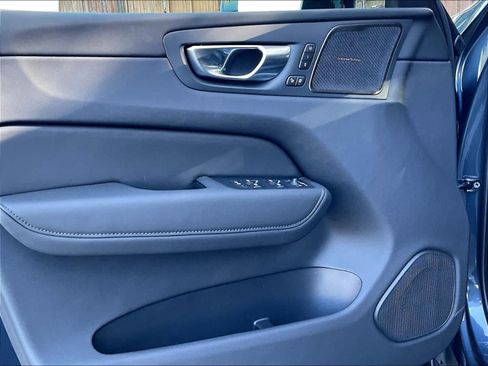 New 2026 Volvo XC60 B5 Ultra w/ Climate Package AWD/4WD image 24