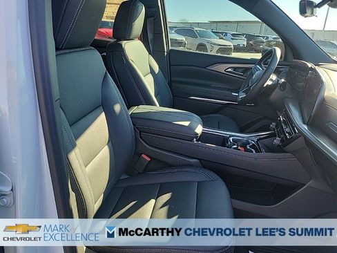 New 2026 Chevrolet Traverse LT w/ Driver Confidence Package image 10