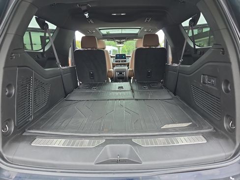 Used 2024 Chevrolet Suburban High Country w/ Max Trailering Package AWD/4WD image 14