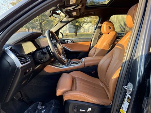 Used 2022 BMW X5 xDrive40i w/ Premium Package image 14