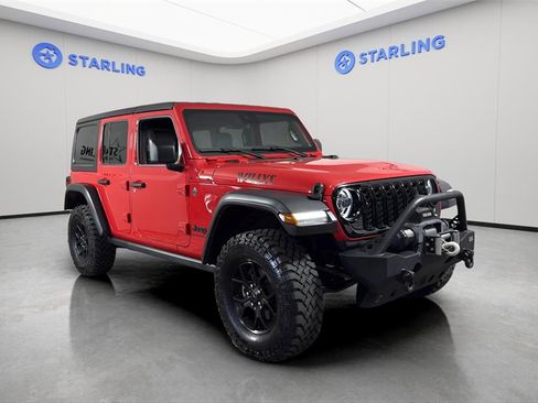 Used 2024 Jeep Wrangler Willys image 13