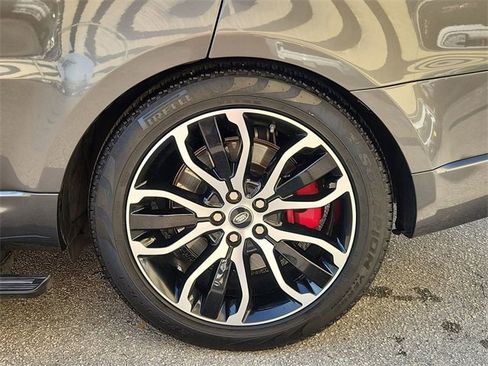 Used 2018 Land Rover Range Rover Sport Supercharged image 34