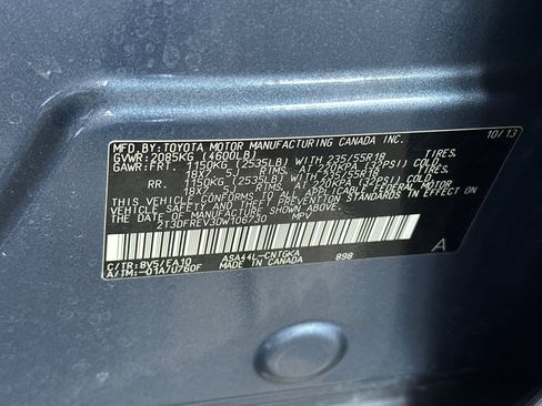 Used 2013 Toyota RAV4 Limited AWD/4WD image 30