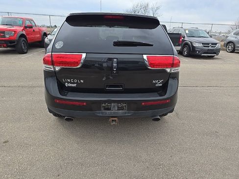 Used 2015 Lincoln MKX AWD w/ Equipment Group 101A image 5