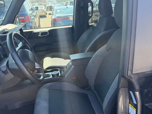 Used 2025 Ford Bronco Big Bend image 10