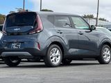 New 2025 Kia Soul LX image 4