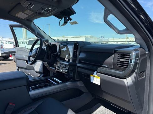 New 2026 Ford F550 4x4 Crew Cab image 26