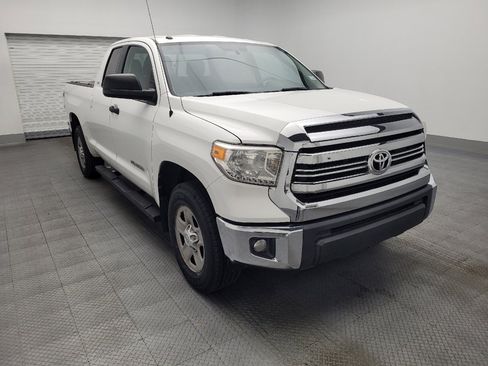 Used 2017 Toyota Tundra SR5 w/ SR5 Upgrade Package image 13