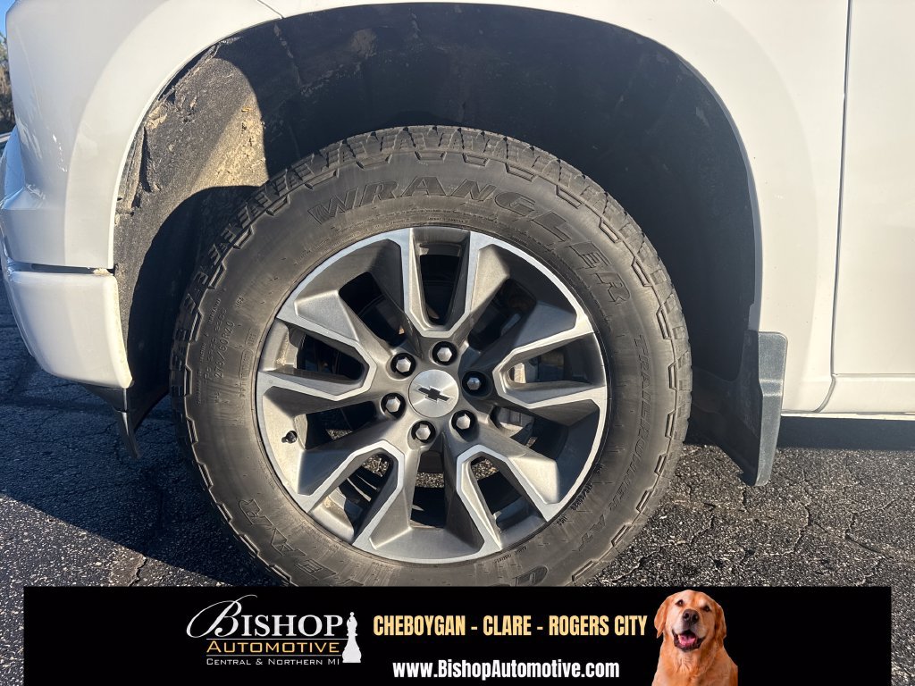 Used 2023 Chevrolet Silverado 1500 RST AWD/4WD image 17