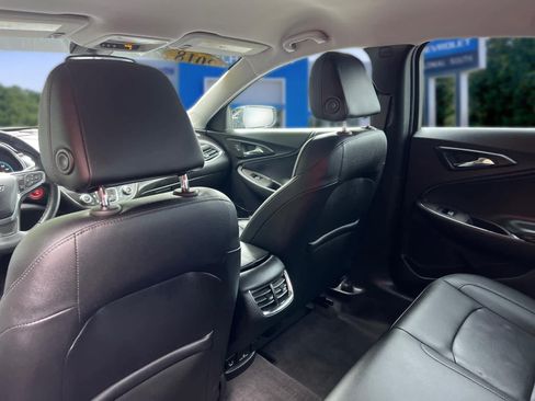 Certified 2018 Chevrolet Malibu LT w/ Leather Package FWD image 28