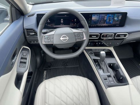 New 2026 Nissan Sentra SL w/ Floor Mat Package FWD image 4