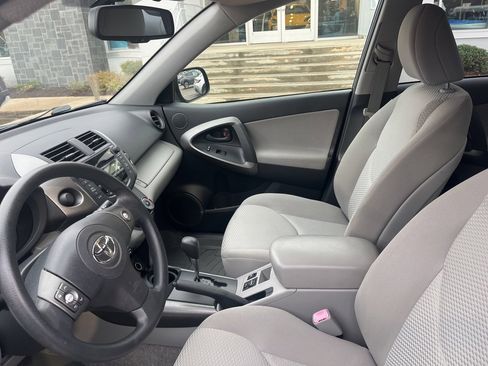 Used 2011 Toyota RAV4 2WD w/ Upgrade Value Pkg image 11