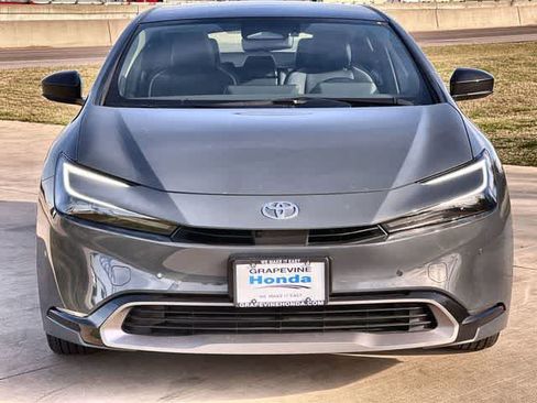 Used 2023 Toyota Prius Limited w/ Limited Premium Package image 7
