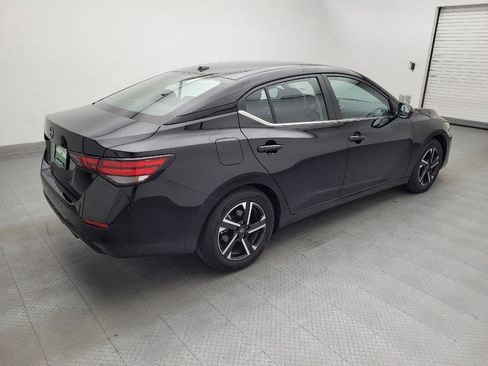 Used 2025 Nissan Sentra SV FWD image 10