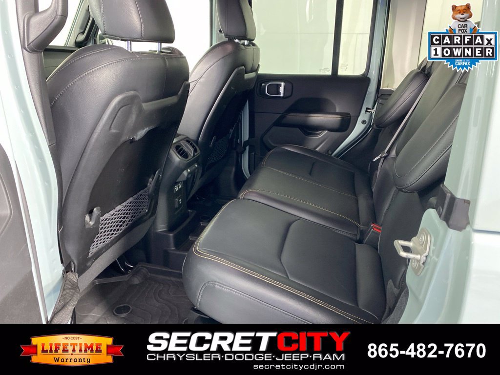 Used 2024 Jeep Wrangler Unlimited Sahara AWD/4WD image 29