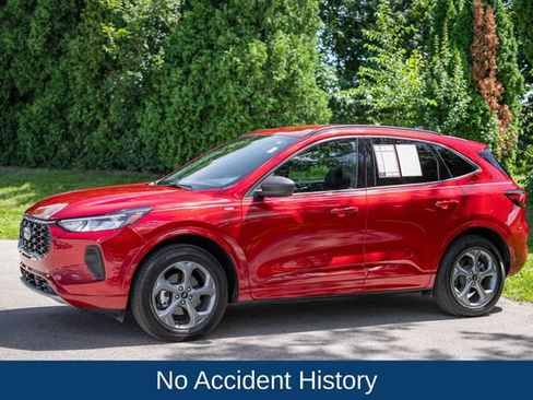 Used 2024 Ford Escape ST-Line w/ Tech Pack #1 AWD/4WD image 8