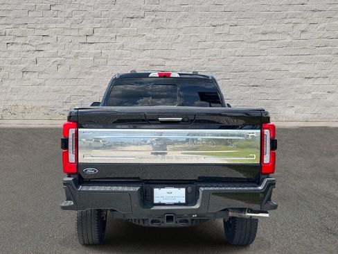 Used 2024 Ford F350 Platinum w/ Tremor Off-Road Package AWD/4WD image 4