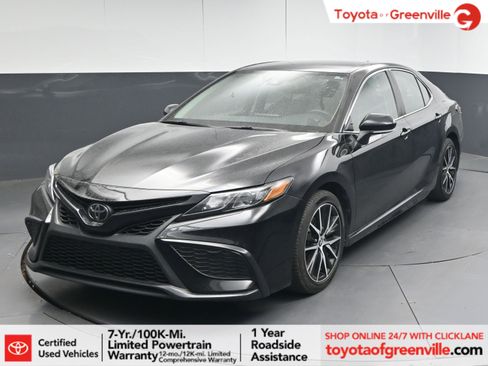 Certified 2023 Toyota Camry SE image 1