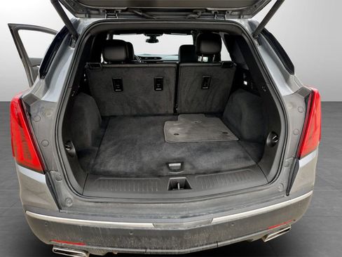 Used 2021 Cadillac XT5 Luxury image 32