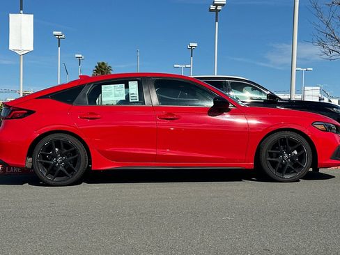 Used 2024 Honda Civic Sport image 3