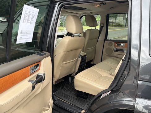 Used 2013 Land Rover LR4 HSE AWD/4WD image 28