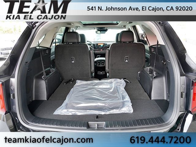 Certified 2026 Kia Sorento EX w/ EX Premium Package FWD image 16