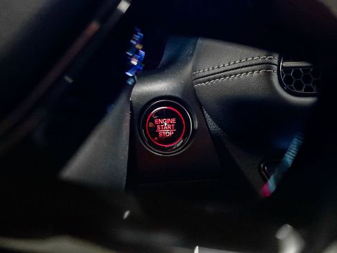 Certified 2024 Honda HR-V EX-L image 27