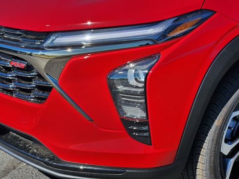 New 2026 Chevrolet Trax RS w/ Driver Confidence Package image 6