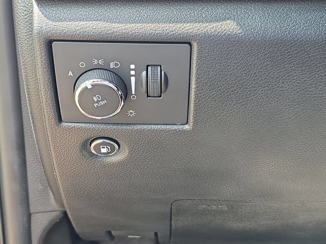 Used 2022 Jeep Grand Cherokee Limited AWD/4WD image 20