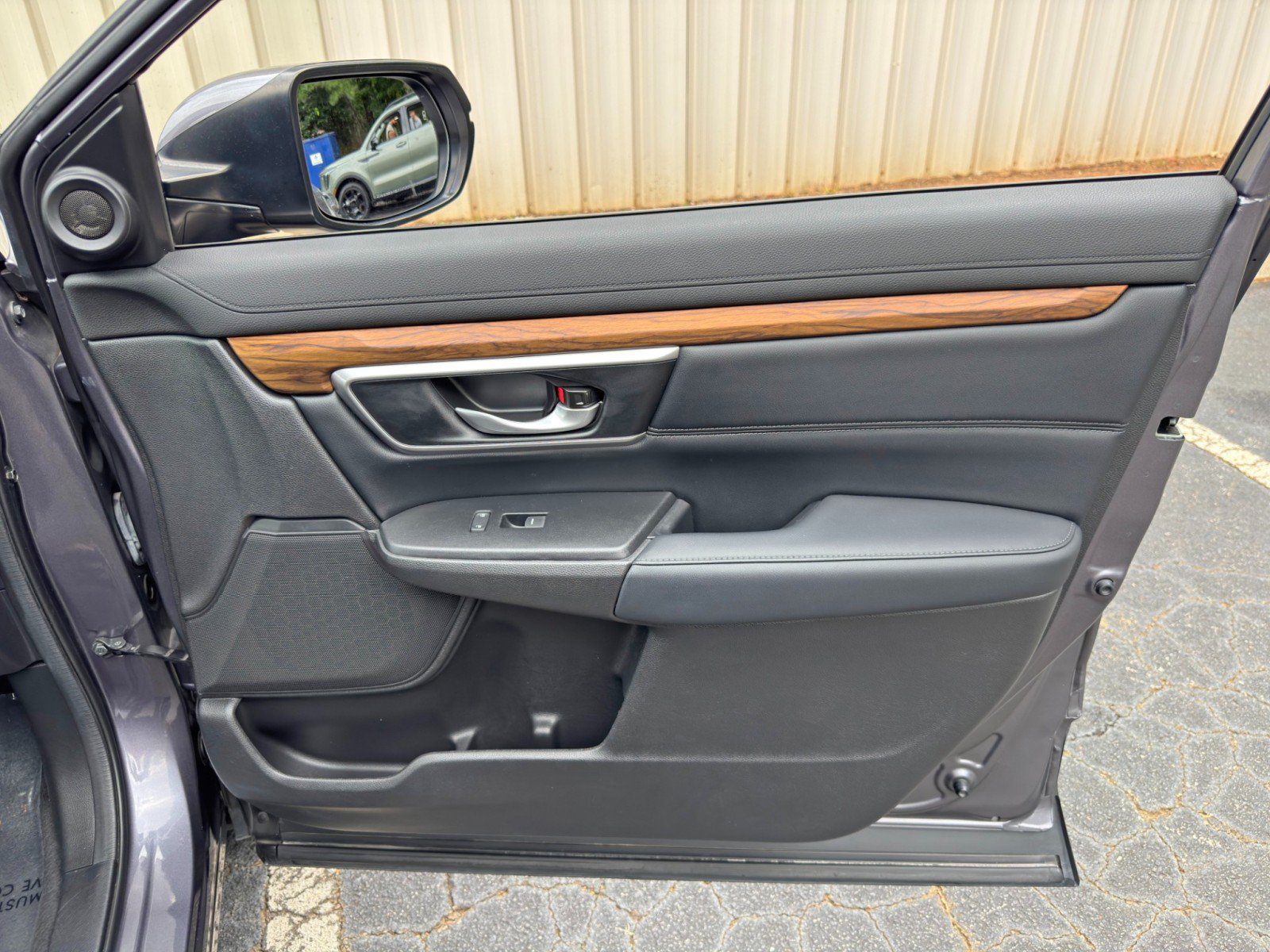 Used 2020 Honda CR-V EX-L image 39