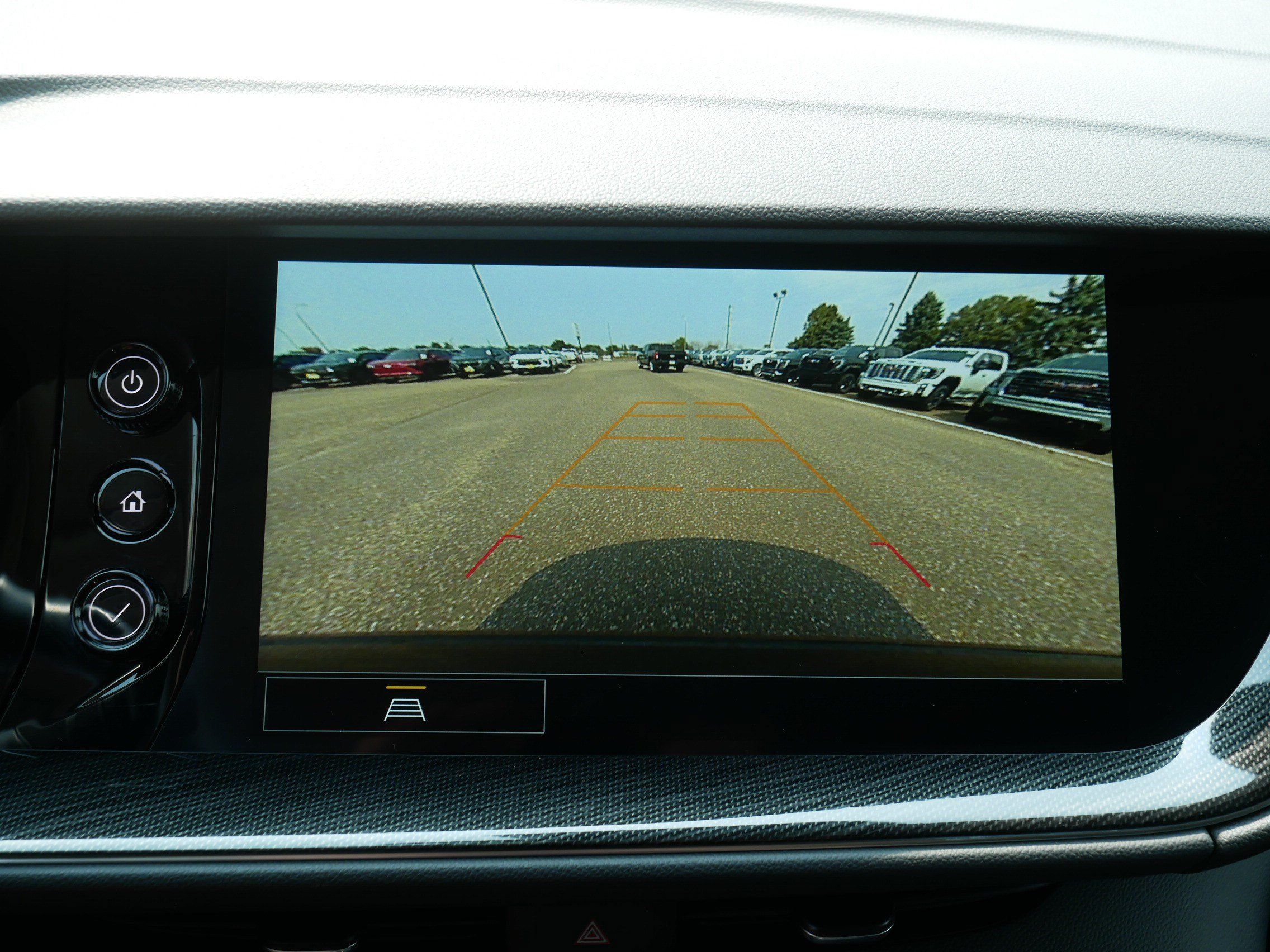 Used 2023 Buick Envision Preferred AWD/4WD image 27