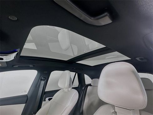 Certified 2025 Mercedes-Benz GLC 300 image 22