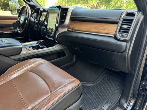 Used 2019 RAM 2500 Limited AWD/4WD image 19
