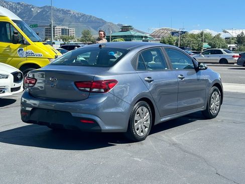 Used 2019 Kia Rio S FWD image 4