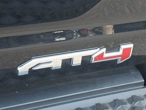 Used 2023 GMC Canyon AT4 AWD/4WD image 30