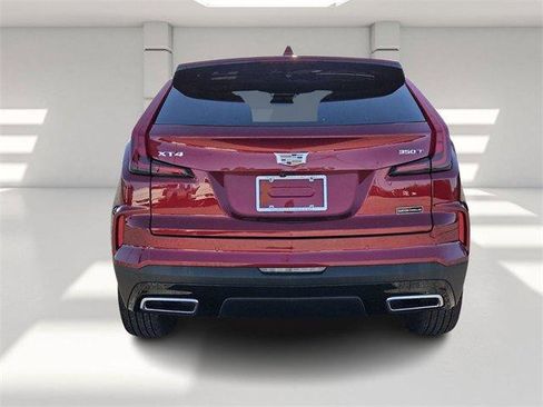 Certified 2025 Cadillac XT4 Premium Luxury image 4