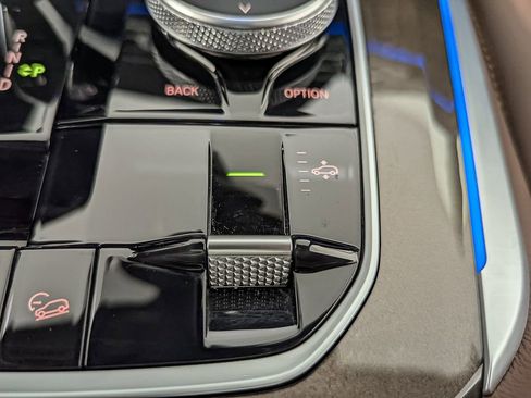 Certified 2022 BMW X5 xDrive45e w/ Parking Assistance Package image 31